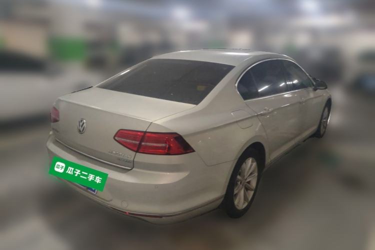 Used Volkswagen Magotan 2018 330TSI DSG Advanced Model
