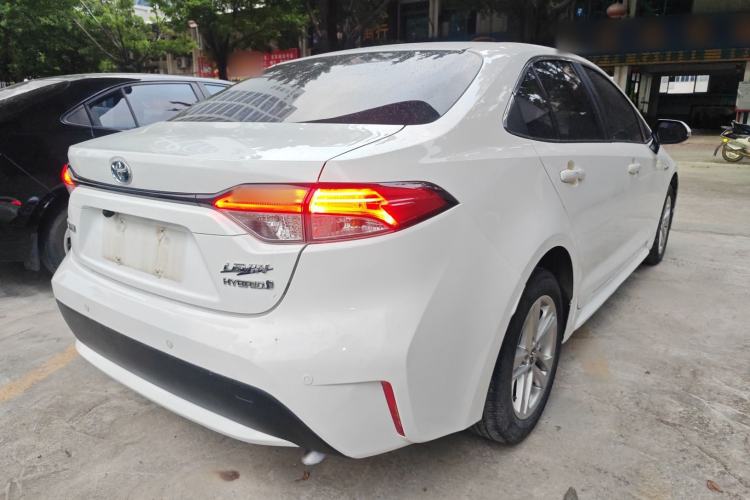 Used Toyota Levin 2021 Dual-Motor 1.8H E-CVT Leading Edition
