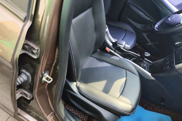 Used Peugeot 301 2017 1.6L Manual Comfort Edition
