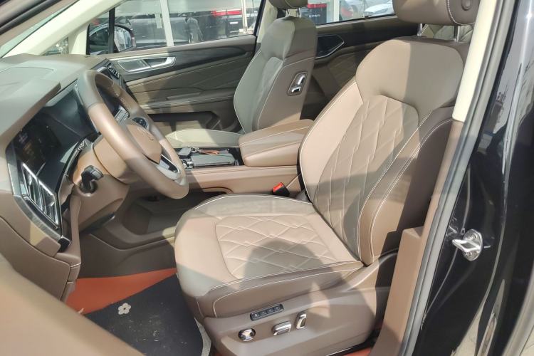 Used Volkswagen Viloran 2023 380TSI Prestige Edition