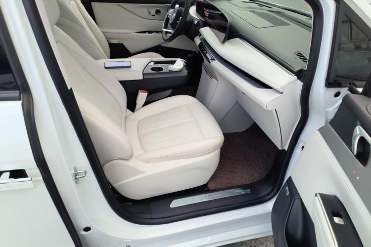 Used Buick GL8 New Energy 2024 Lu Zun Deluxe Edition 7-Seater
