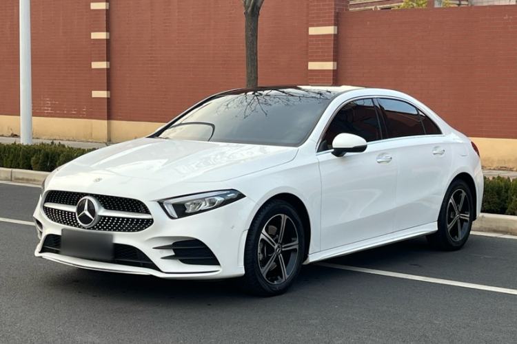Used Mercedes-Benz A-Class 2022 Revised Version A 200 L Sport Sedan Fashionable Style