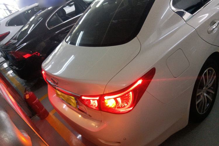 Used Infiniti Q50L 2015 2.0T Enjoyment Edition
