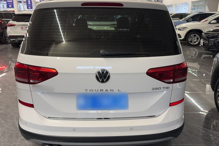 Used Volkswagen Touran 2021 Volkswagen Touran L 280TSI DSG Boundary Edition 7-Seater
