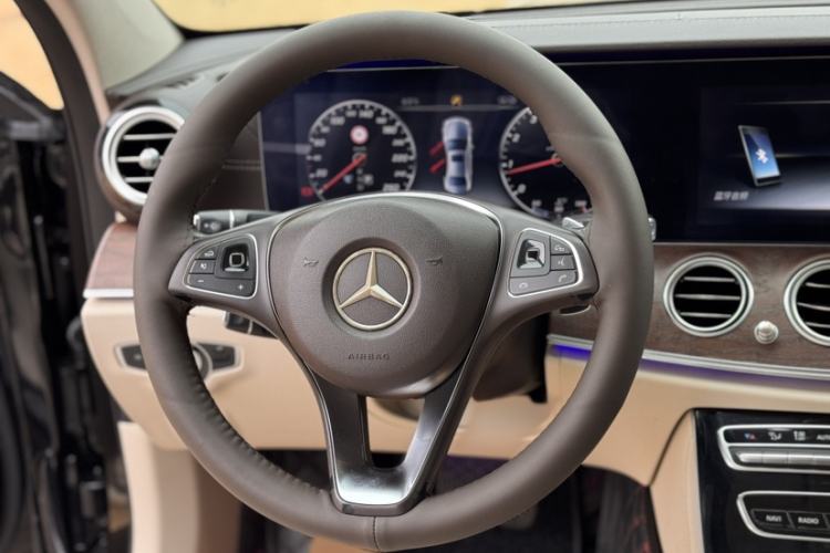 Used Mercedes-Benz E-Class 2016 E 200 L
