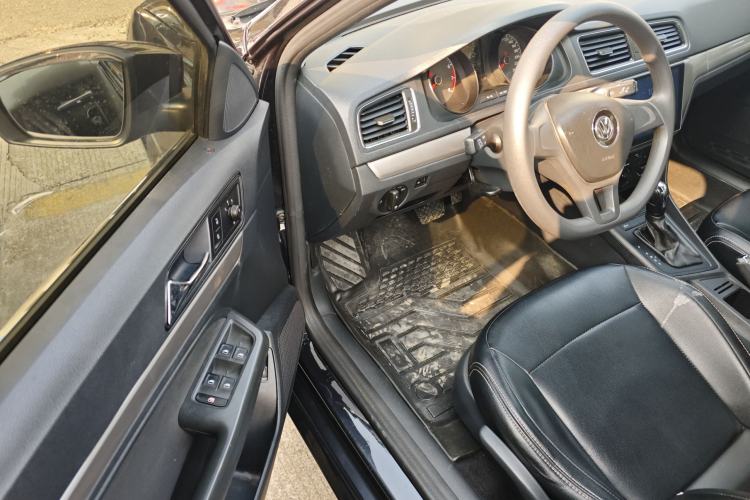 Used Volkswagen Lavida 2017 1.6L Automatic Fashion Edition
