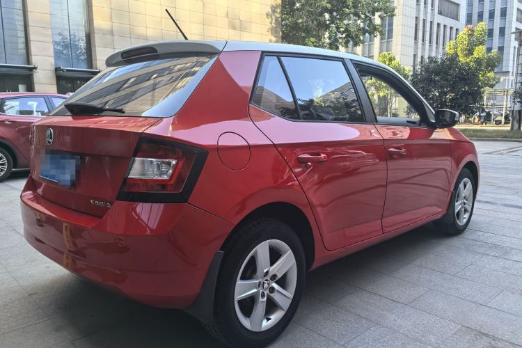 Used Skoda Fabia 2015 1.4L Automatic Chuanxing Edition
