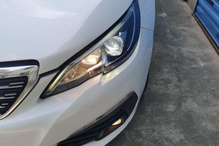 Used Peugeot 308 2016 1.6L Automatic Luxury Edition