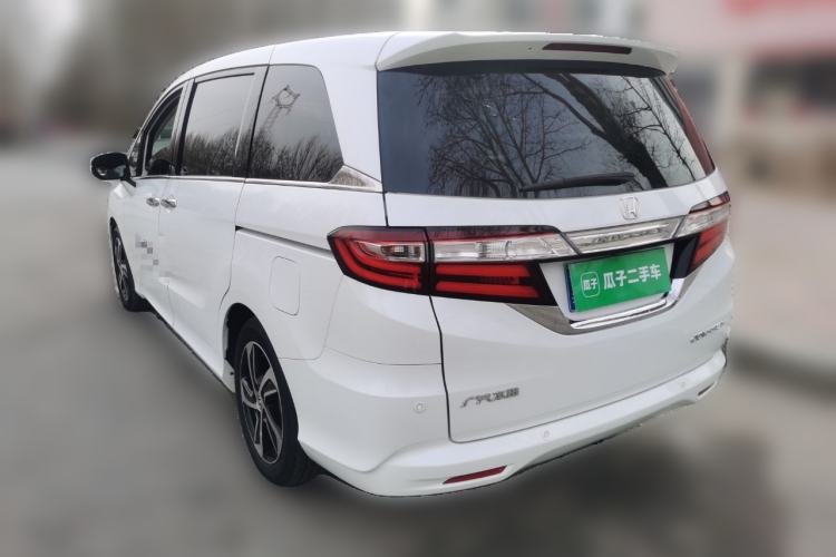 Used Honda Odyssey 2015 Revised Version 2.4L Supreme Edition
