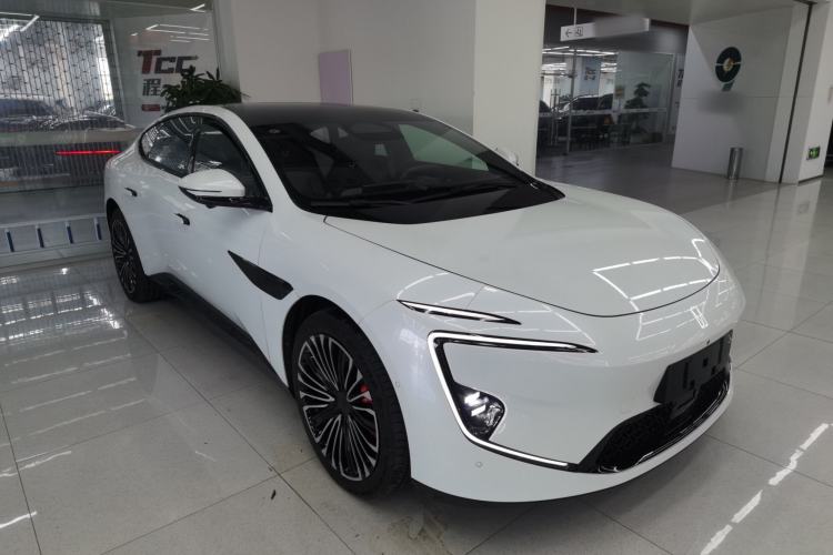 Used  12 2025 Ultra Extended-Range Edition