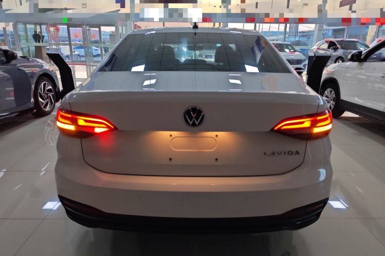 Used Volkswagen Lavida 2023 1.5L Automatic De Yi Edition