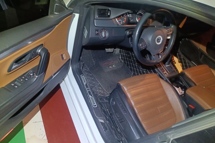 Used Volkswagen FAW-Volkswagen CC 2015 2.0 TSI Ultimate Model