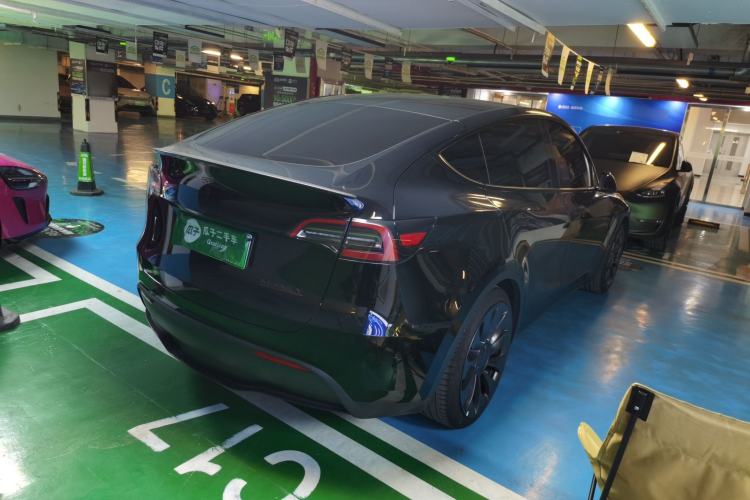 Used Tesla Model Y 2022 Performance High-Performance All-Wheel-Drive Version
