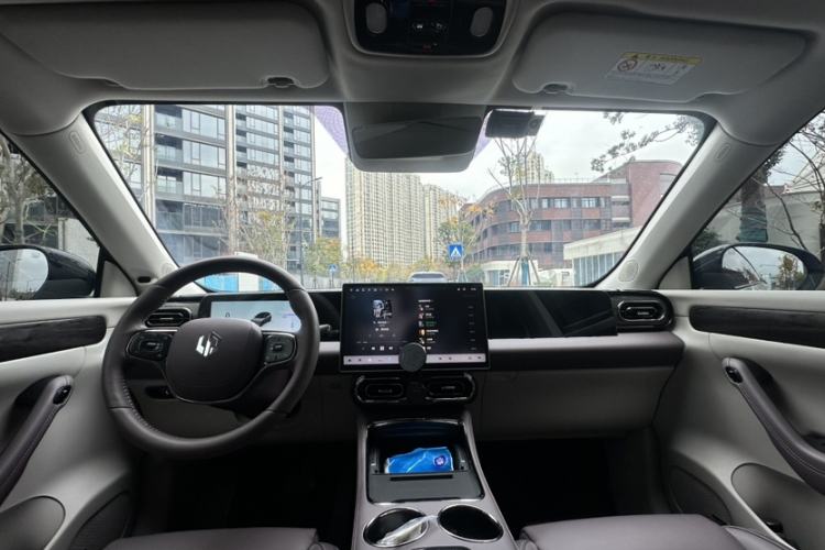 Used Leapmotor C11 2024 Range-Extended 300 Luxury Edition
