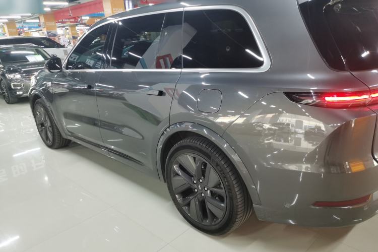 Used Li Auto L9 2022 Max model
