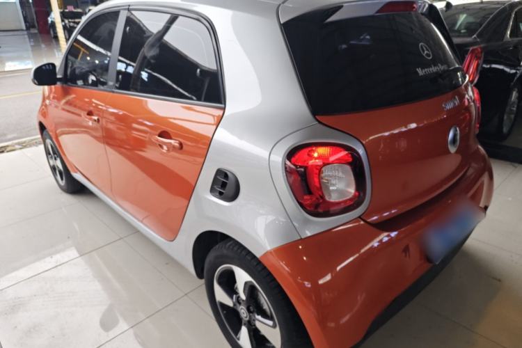 Used  forfour 2018 1.0L 52kW Passion Edition
