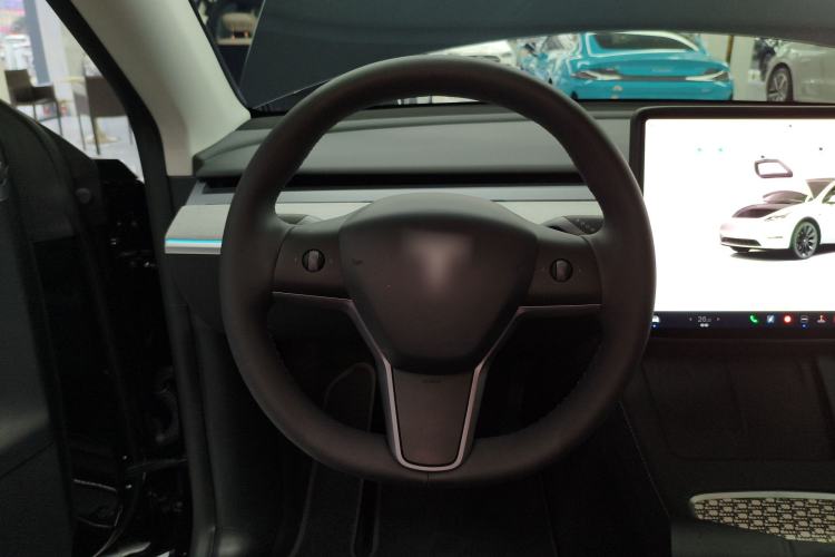 Used Tesla Model Y 2024 Rear-Wheel-Drive Version