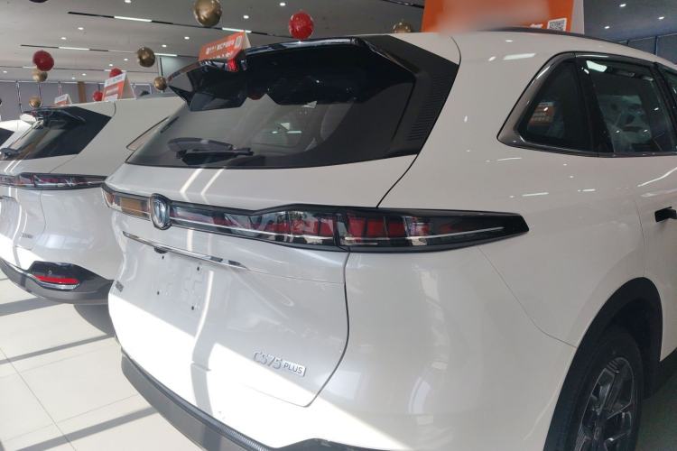 Used Changan CS75 PLUS 2025 Model, 4th Generation 1.5T New Blue Whale Smart Excellence Version
