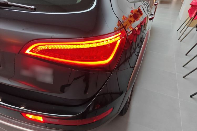 Used Audi Q5 2017 Plus 40 TFSI Technology Model
