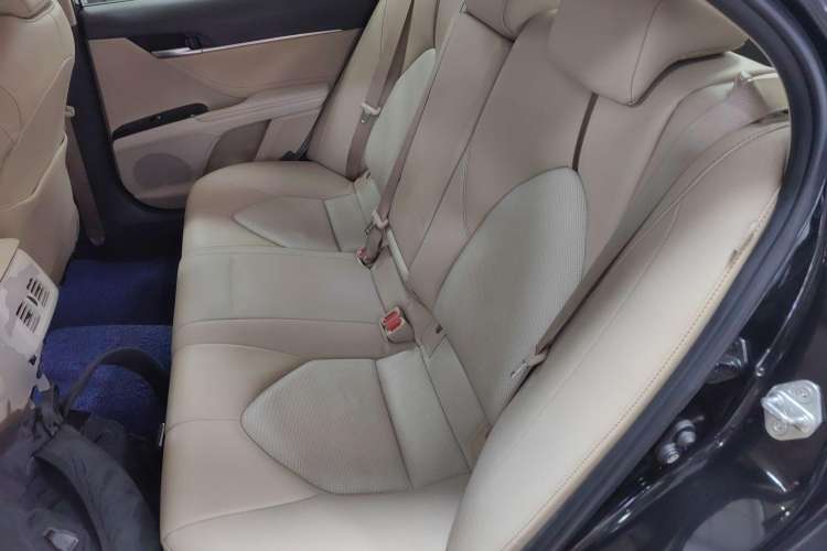 Used Toyota Camry 2019 2.0G Luxury Edition China VI Standard
