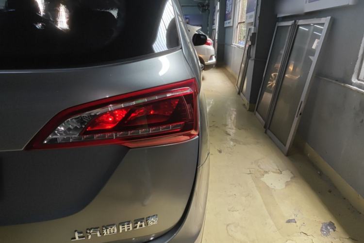 Used Baojun 730 2019 1.5L Manual Fashion Model 7-seater China VI
