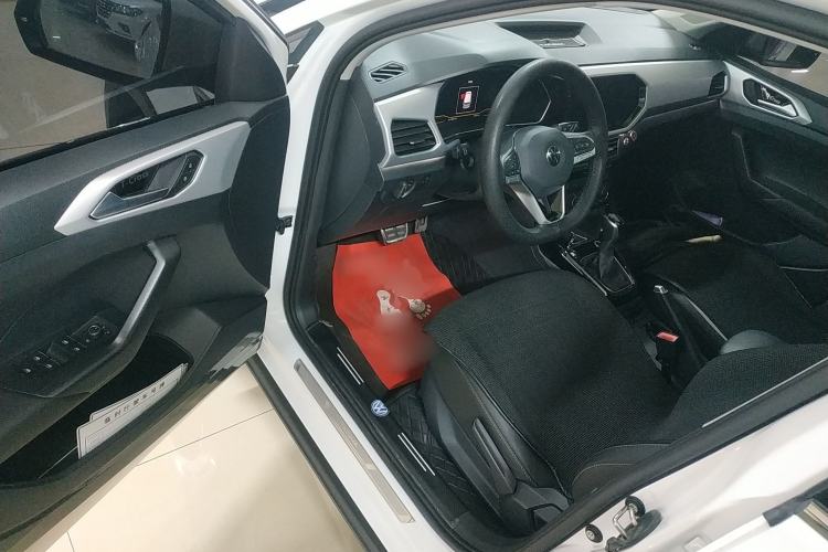 Used Volkswagen Tacqua 2021 280TSI DSG R-Line Smart Connectivity Version