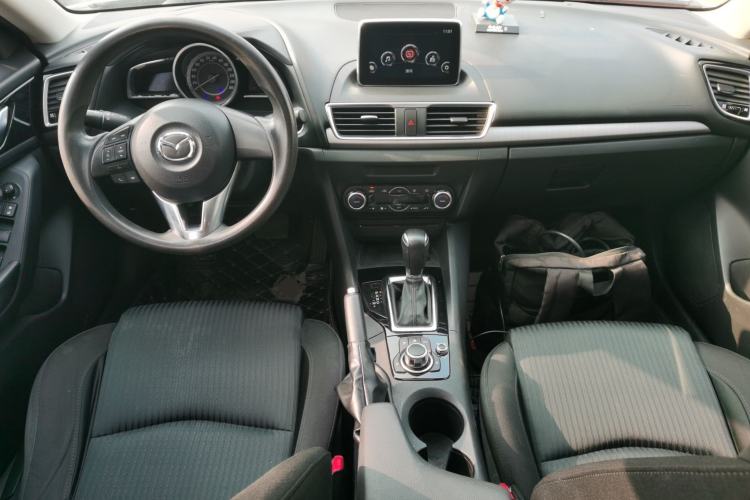 Used Mazda Mazda 3 Axela 2016 Sedan 1.5L Automatic Luxury Model
