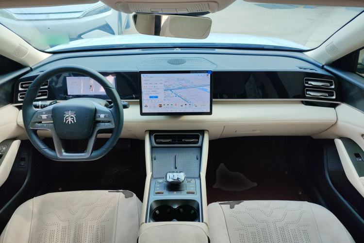 Used BYD Qin L 2025 DM-i Smart Drive 80KM Leading Model