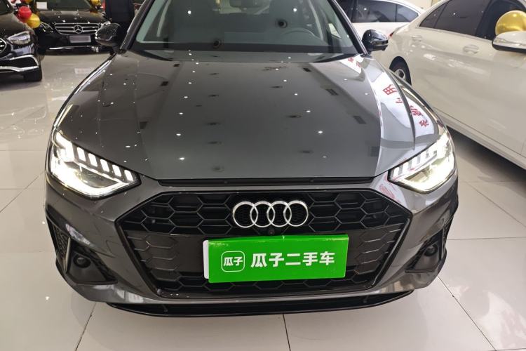 Used Audi A4L 2022 40 TFSI Luxury Dynamic Model