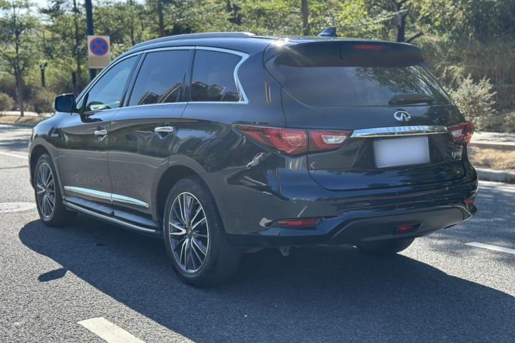 Used Infiniti QX60 2016 2.5 S/C Hybrid Two-Wheel-Drive Excellence Edition China V Standard

