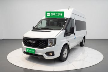 Used JMC Fushun 2025 2.0T 6MT Diesel Mid-Roof High-Arch Commercial Multi-Purpose 7-Seater Passenger Vehicle
