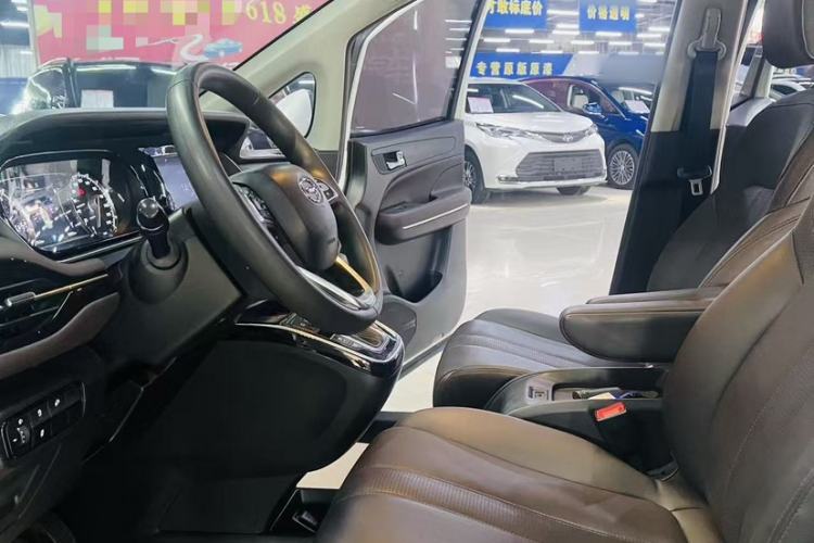 Used GAC Trumpchi M6 2019 270T DCT Luxury Edition (7-seater) China VI
