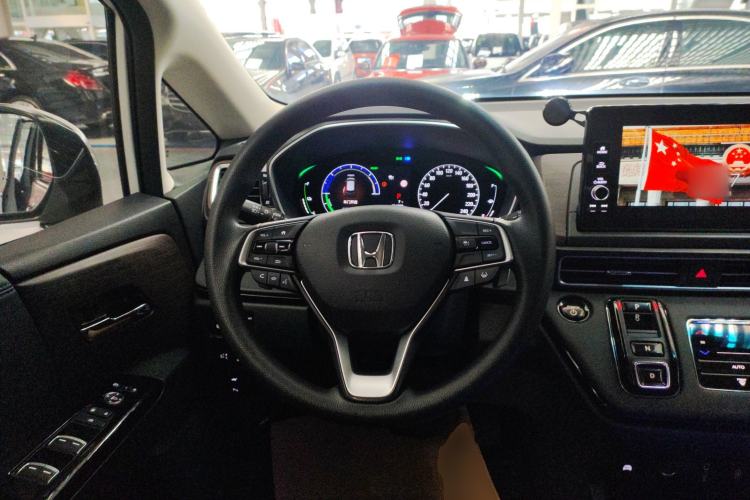 Used Honda Odyssey 2024 2.0L eHEV Sharp & Smart Edition
