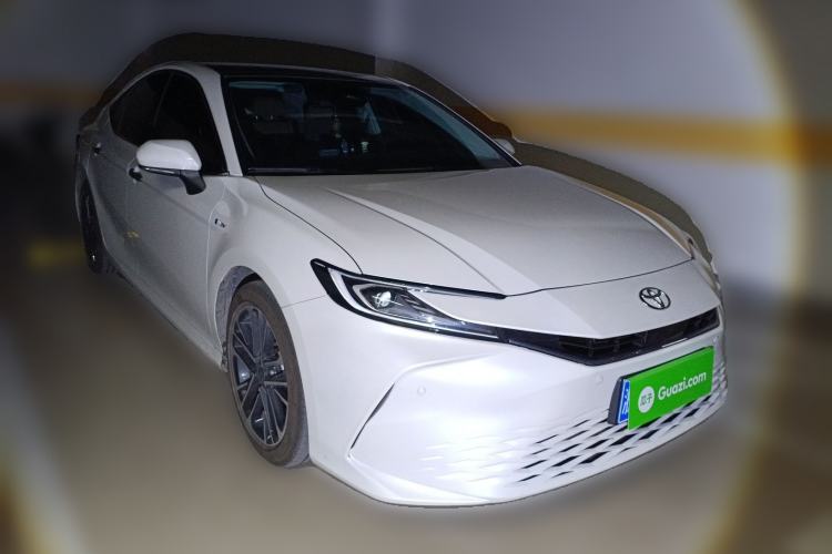 Used Toyota Camry 2024 Dual-Motor 2.0 HG Premium Edition
