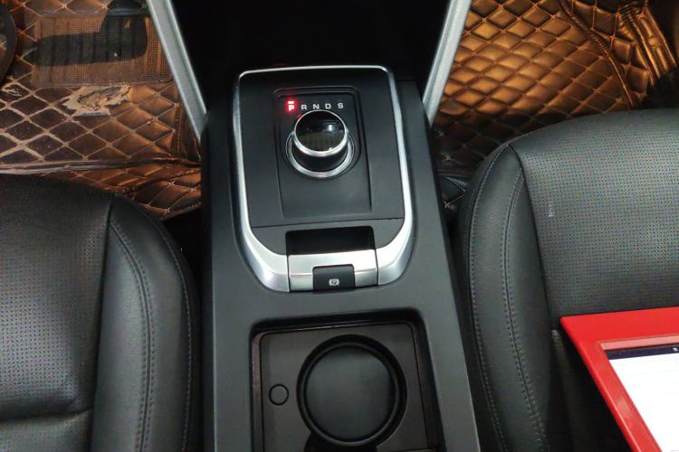 Used Land Rover Discovery Sport 2018 240 PS SE Version