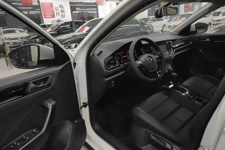 Used Volkswagen T-ROC 2020 280TSI DSG Two-Wheel Drive Comfort Version