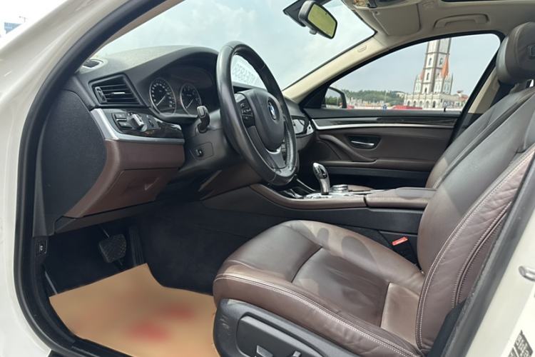 Used BMW 5 Series 2014 525Li Luxury Design Package
