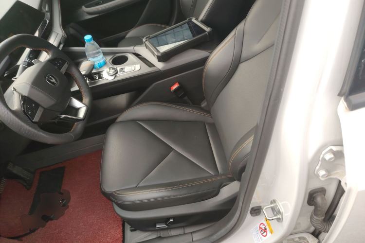 Used Changan UNI-V 2022 1.5T Prestige Version