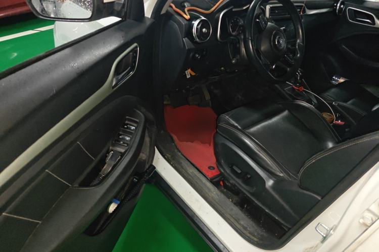 Used MG ZS 2018 1.5L Automatic Luxury Edition China V Standard
