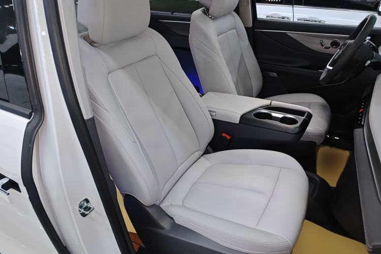 Used Buick GL8 2025 Lu Zun Deluxe Edition