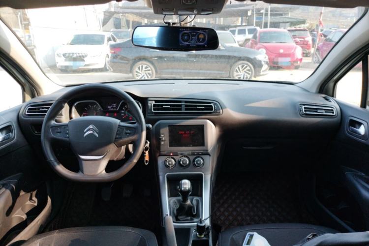 Used Citroen C4 Sega 2018 1.6L Manual Luxury Model
