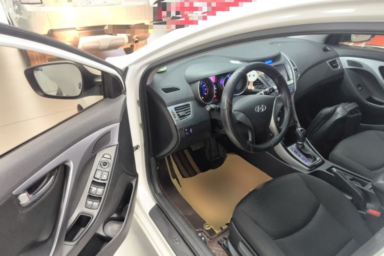 Used Hyundai Elantra (5th Generation / Langdong) 2015 1.6L Automatic Leading Model