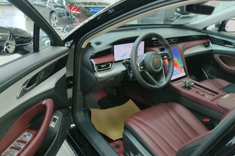 Used Hongqi H5 2025 2.0T Automatic Flag Edition – 500 000 Units Commemorative Version
