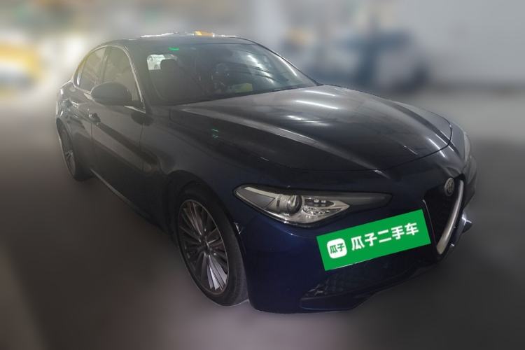 Used Alfa Romeo Giulia 2017 2.0T 200HP Luxury Edition