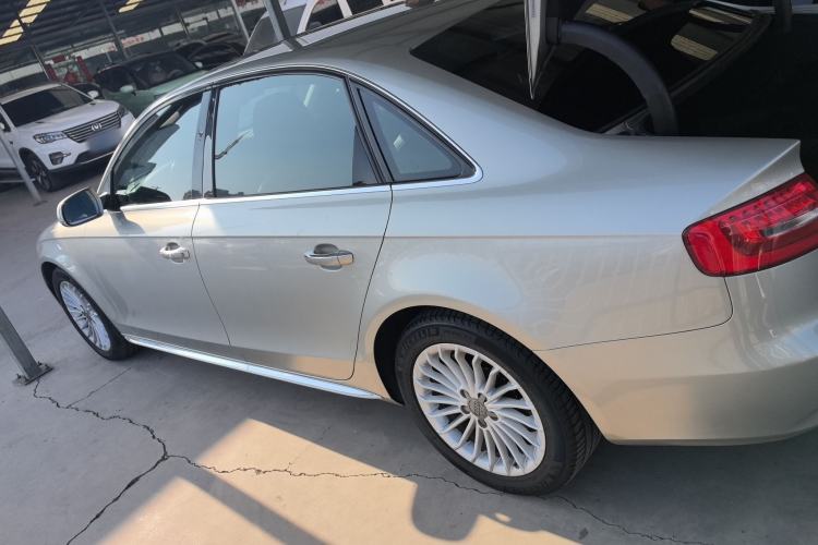 Used Audi A4L 2016 35 TFSI Collector's Edition Automatic Standard Model
