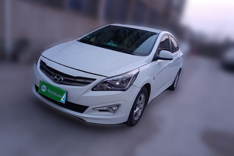 Used Hyundai Verna (older generation) 2014 1.4L Manual Smart GLS Trim