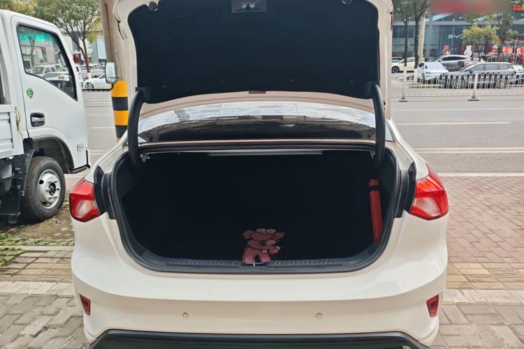 Used Ford Focus 2020 Sedan EcoBoost 180 Automatic Trend Edition
