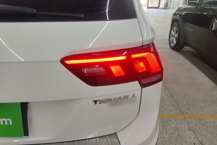 Used Volkswagen Tiguan L 2018 330TSI Automatic Two-Wheel Drive Luxury Edition
