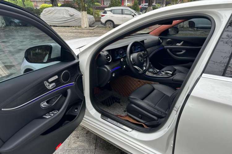 Used Mercedes-Benz E-Class 2016 E 200 L Sport Edition
