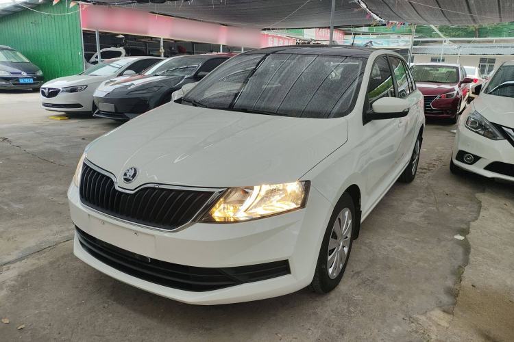 Used Skoda Rapid Spaceback 2019 1.5L Automatic Standard Edition
